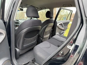 Toyota Rav4 D-4D-4x4-NAVI-6ск, снимка 12