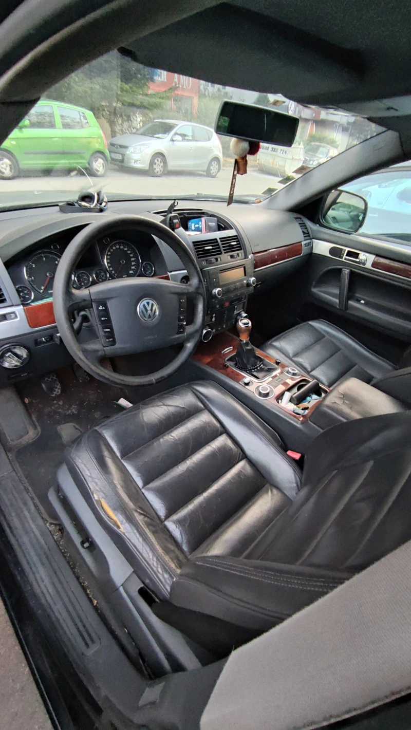 VW Touareg, снимка 5 - Автомобили и джипове - 47231968