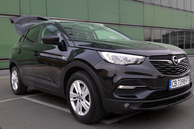 Opel Grandland X, снимка 3 - Автомобили и джипове - 48547140