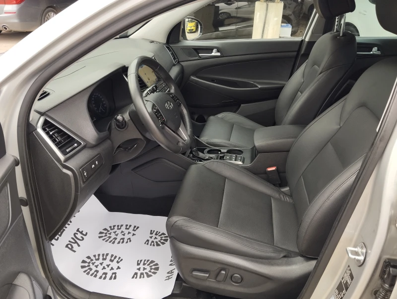 Hyundai Tucson 1.7CRDI Navi Камера Кожа, снимка 6 - Автомобили и джипове - 49526058