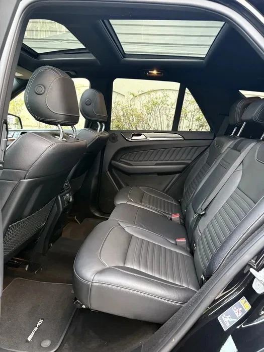 Mercedes-Benz GLE 350d 4Matic AMG Line, снимка 7 - Автомобили и джипове - 52705408