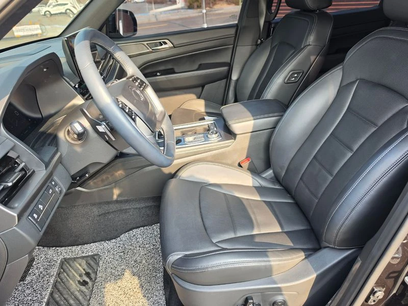 SsangYong Rexton Disel 2.2 4WD| 181к.с.| ВКЛ.ТЕХНОТЕСТ, снимка 10 - Автомобили и джипове - 55277107