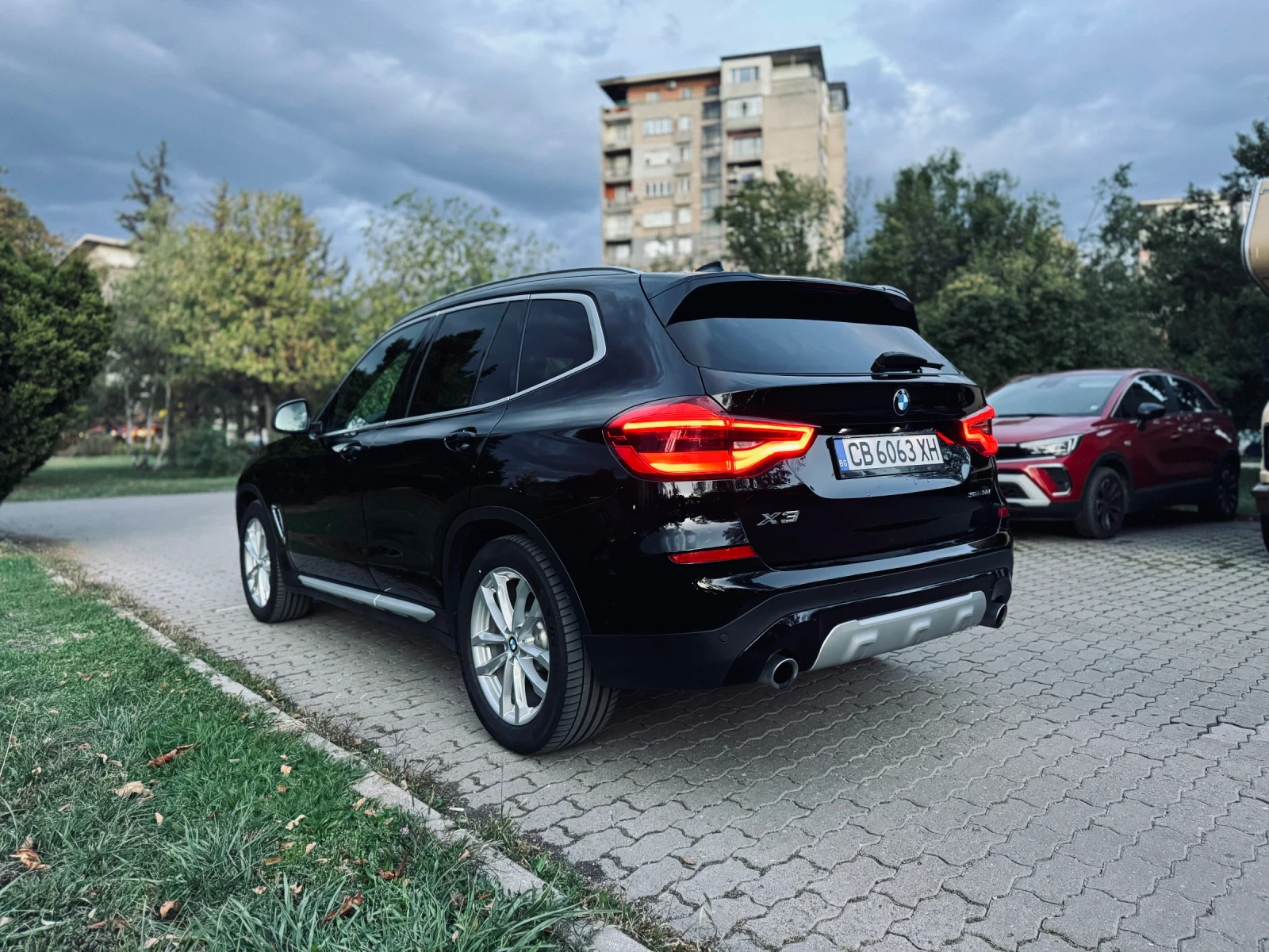 BMW X3 30i - изображение 4