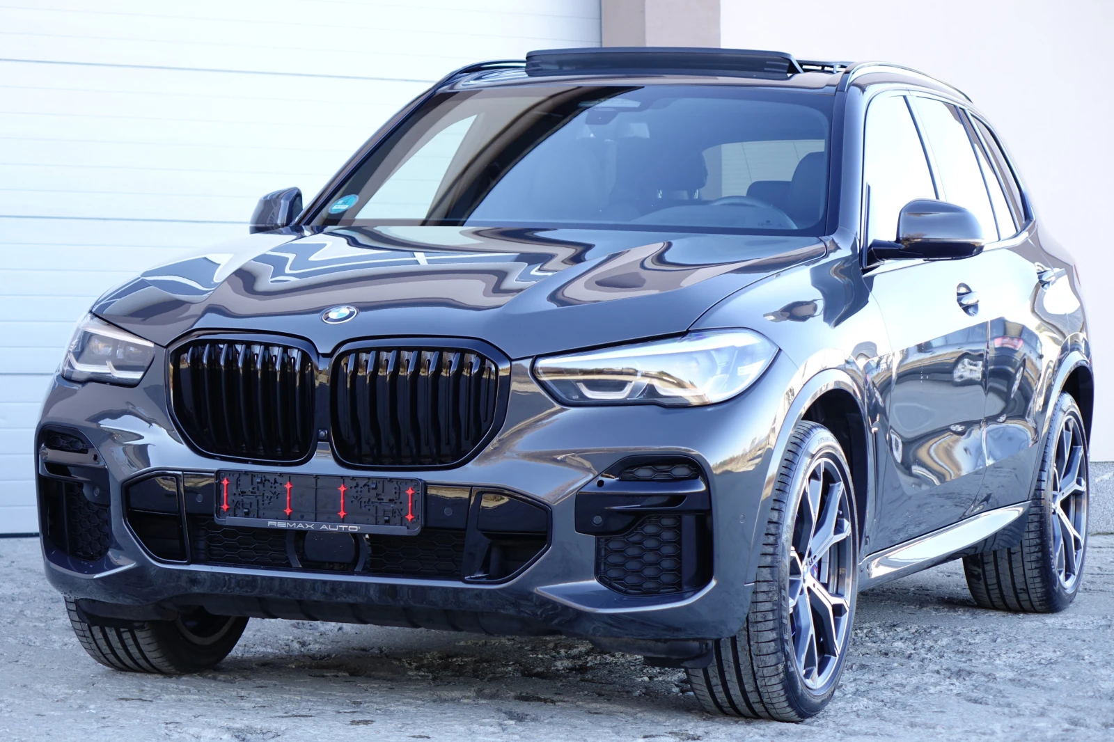 BMW X5 M-PAKET* xDRIVE* LED* SKY LOUNGE*  - изображение 5