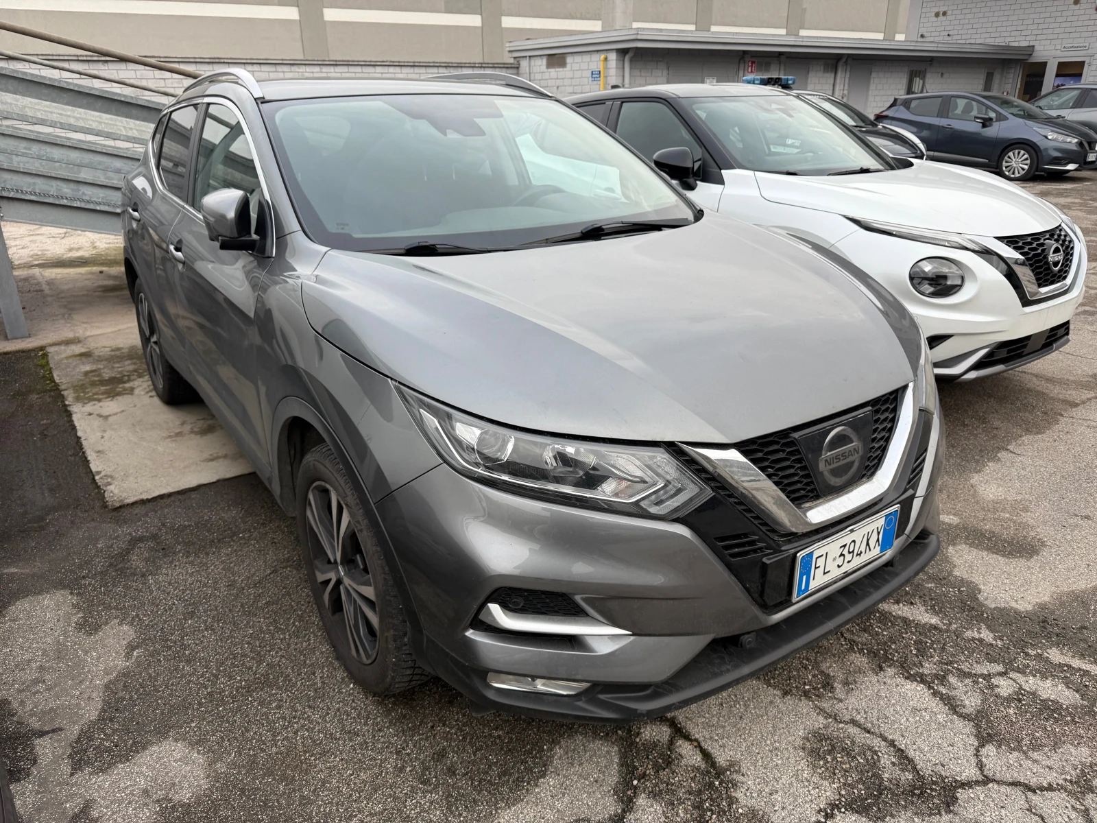 Nissan Qashqai 1.6DCI  2WD TEKNA - изображение 2