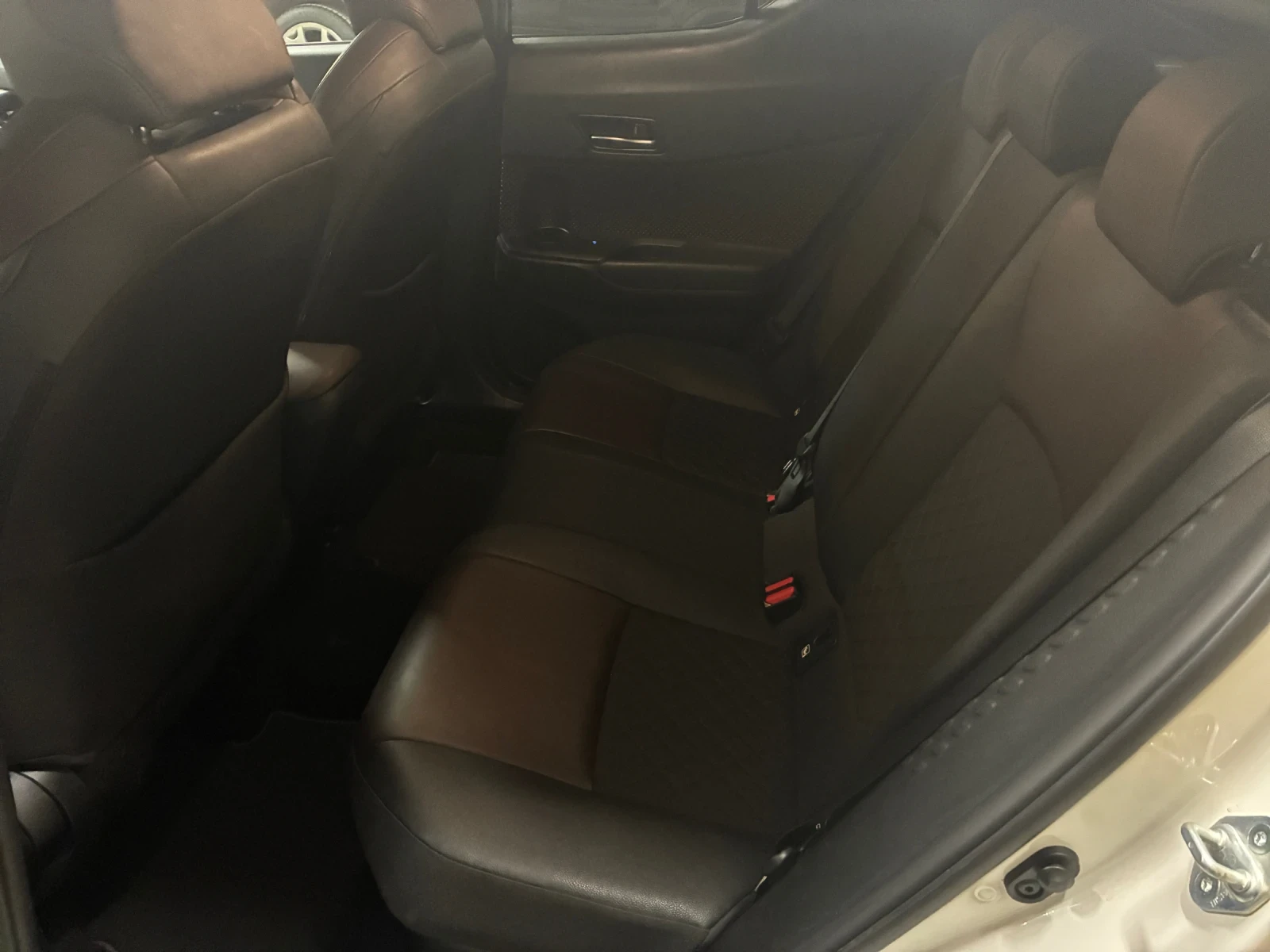 Toyota C-HR Classy �� ������ 49 000 �� � �������� | Mobile.bg � ����������� 9