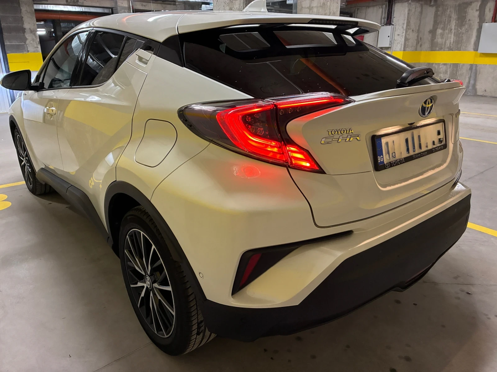 Toyota C-HR Classy �� ������ 49 000 �� � �������� | Mobile.bg � ����������� 3