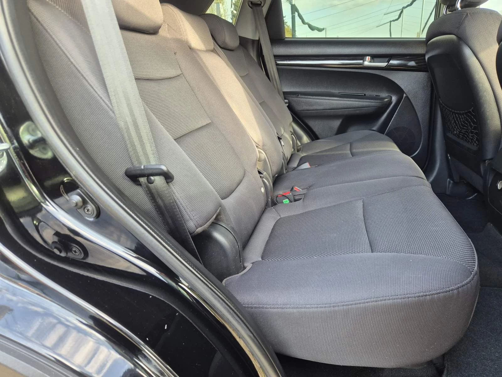 Kia Sorento 2.2D-197кс-AUTOMATIC, снимка 11 - Автомобили и джипове - 54150477