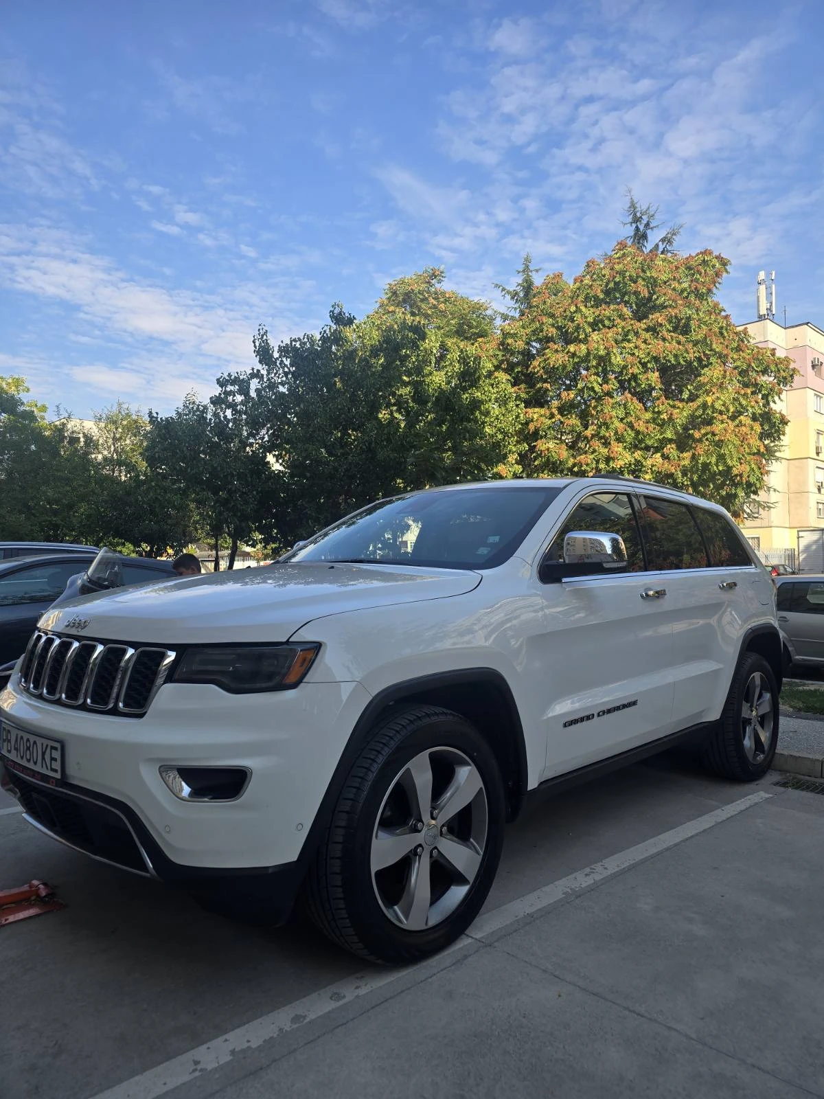 Jeep Grand cherokee 3500  ГАЗ ВСИЧКИ ЕКСТРИ ЗА МОДЕЛА!!!