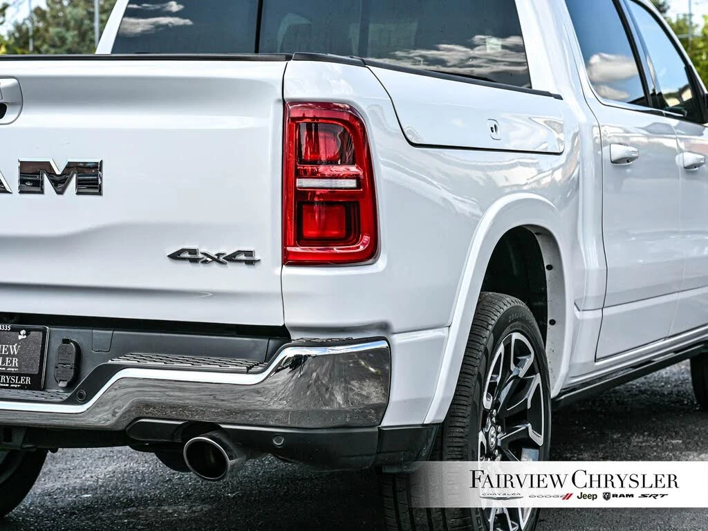 Dodge RAM 1500 Limited Longhorn Crew Cab 4WD, снимка 10 - Автомобили и джипове - 54611728