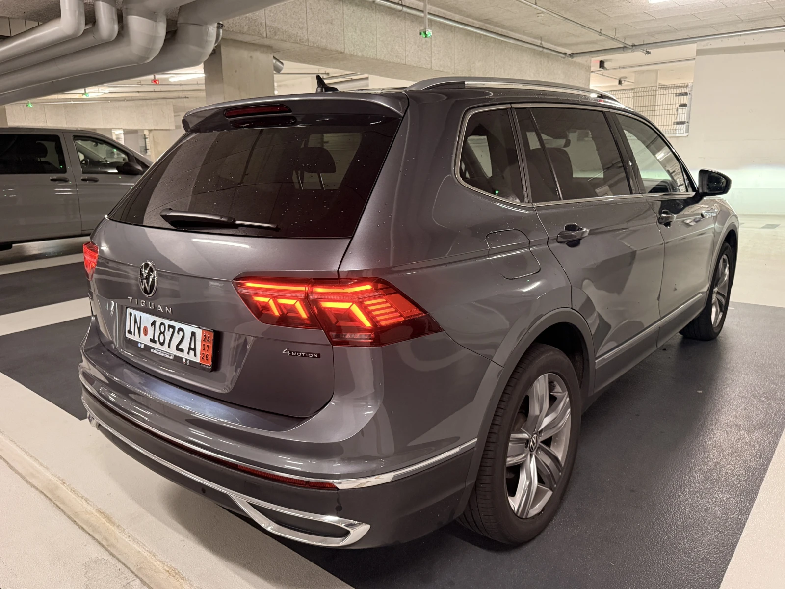 VW Tiguan ALLSPACE 2.0TDI 4MOTION;IQ.LIGHT-MATRIX;HEADUP;DIG, снимка 5 - Автомобили и джипове - 55315611