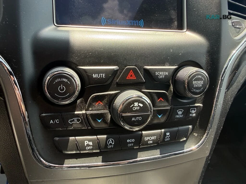 Jeep Grand cherokee Laredo* 4WD* АвтоКредит* (ЦЕНА ДО БГ) , снимка 10 - Автомобили и джипове - 55905750