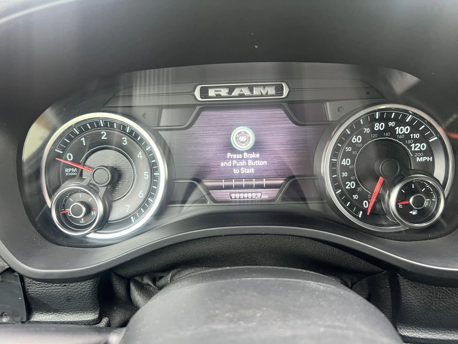 Dodge RAM 1500 5.7 HEMI 4x4 BigHorn , снимка 14 - Автомобили и джипове - 56706368