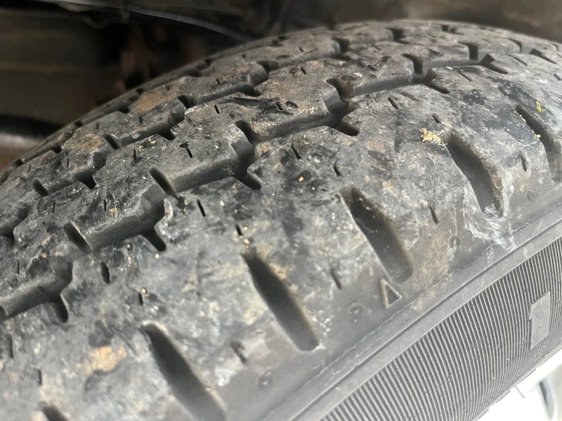 Iveco 3510 2.5TD 82 хил км за багер, снимка 14 - Бусове и автобуси - 51662427