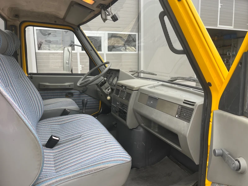 Iveco 3510 2.5TD 82 хил км за багер, снимка 8 - Бусове и автобуси - 51662427