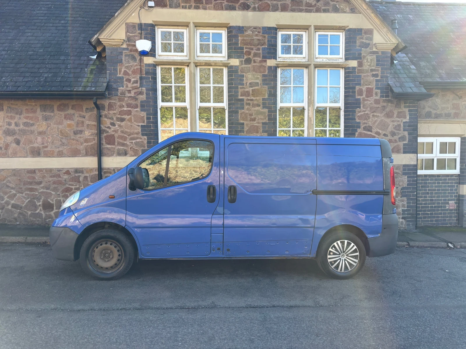 Opel Vivaro  - изображение 3