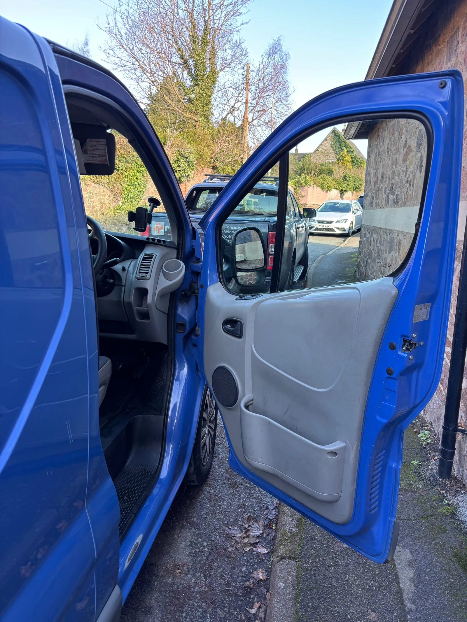 Opel Vivaro  - изображение 9