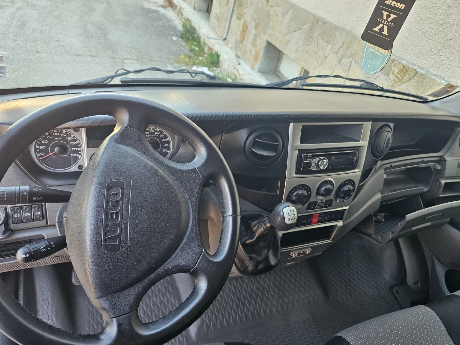 Iveco Daily, снимка 3 - Бусове и автобуси - 54109636
