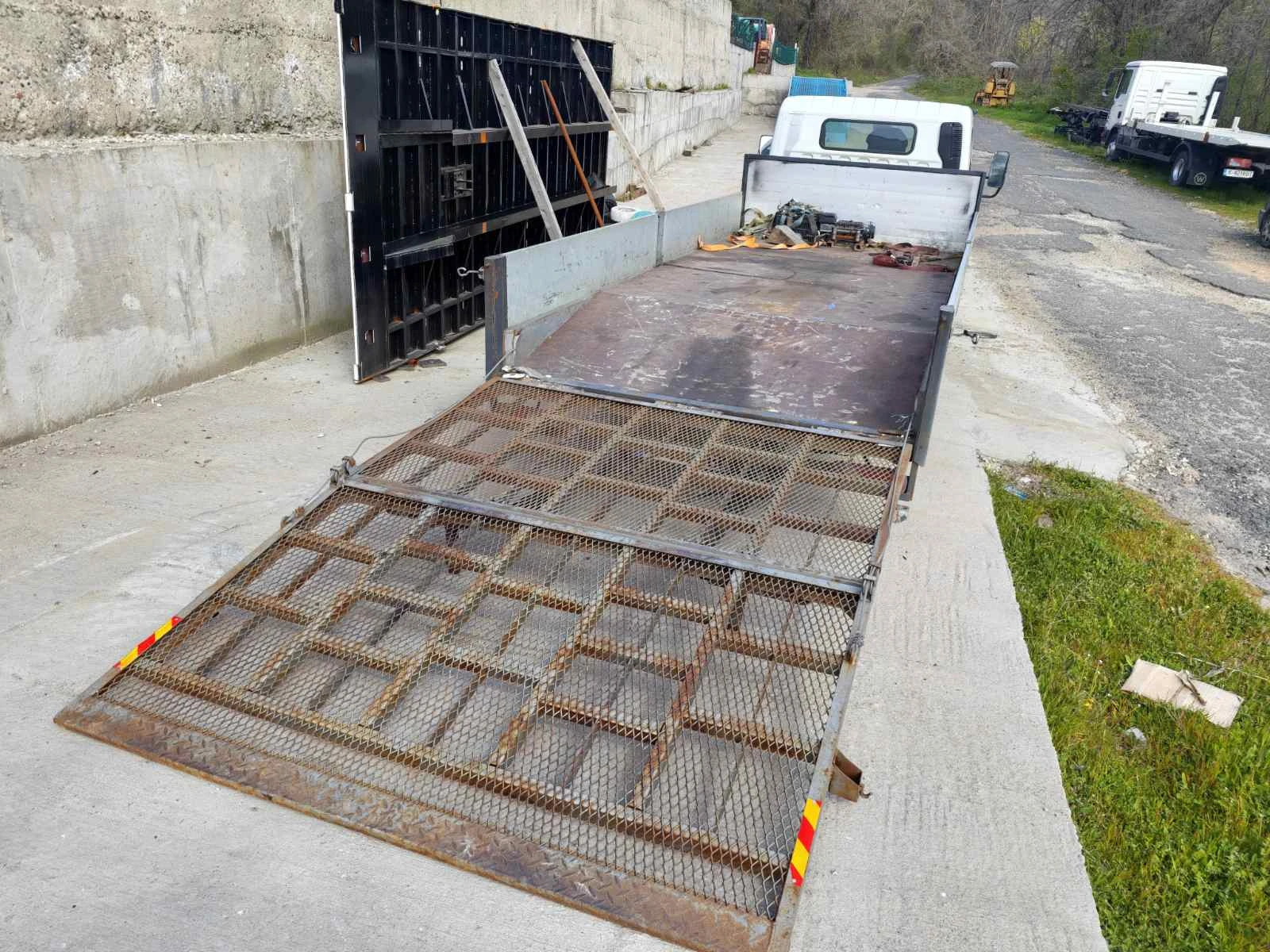 Mitsubishi Canter ПЪТНА ПОМОЩ, снимка 11 - Бусове и автобуси - 54236280