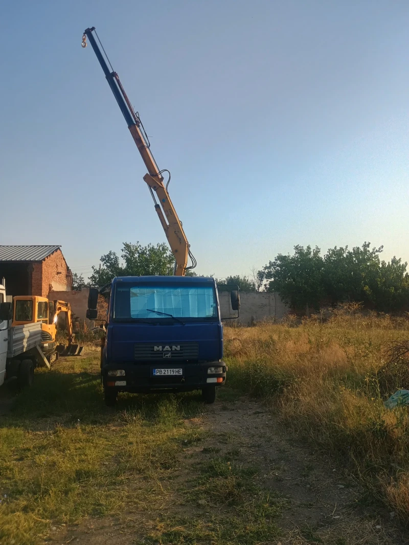 Man 8.180 Самосвал със кран, снимка 9 - Камиони - 52071054