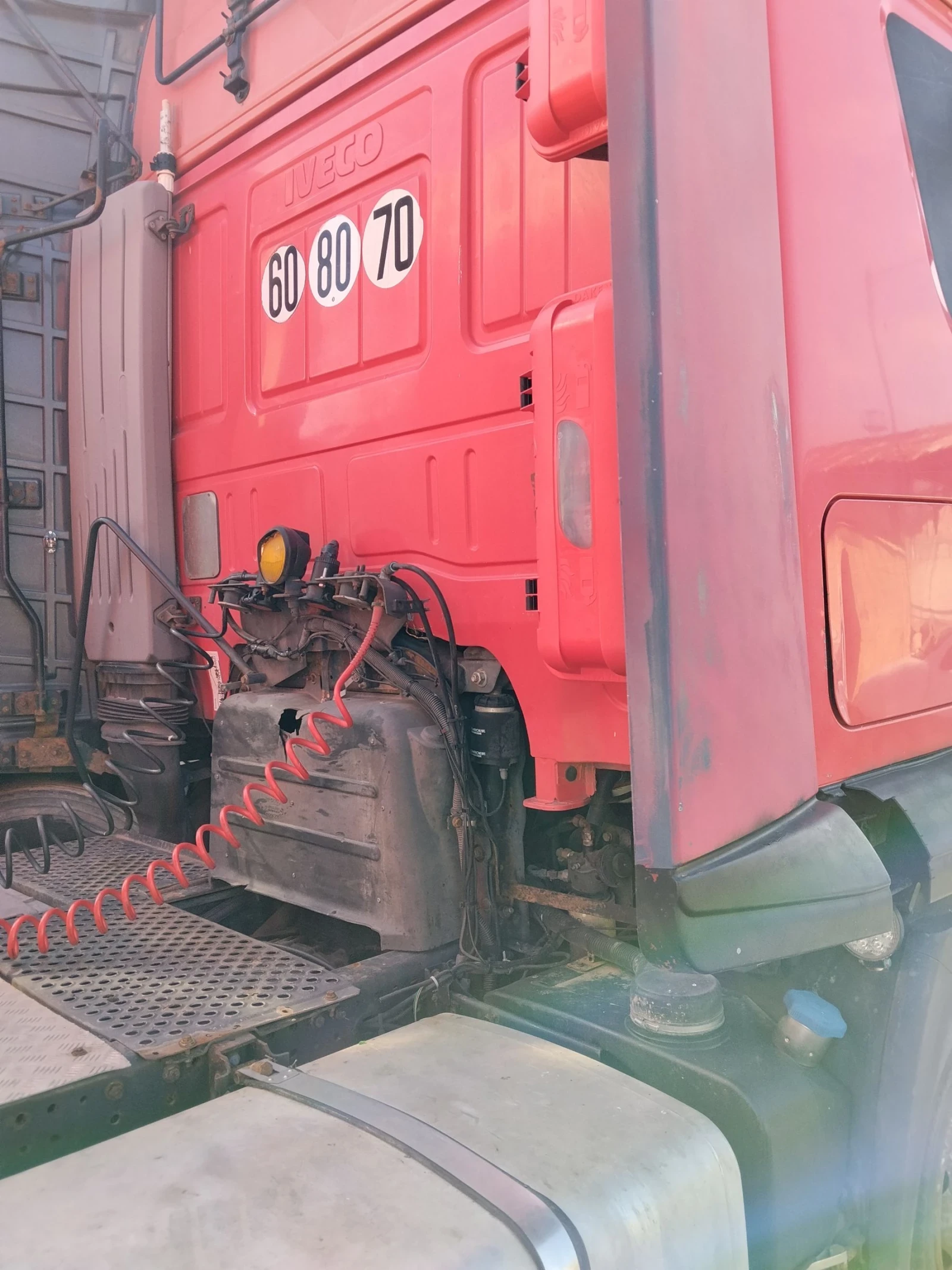 Iveco Stralis Влекач , снимка 10 - Камиони - 54413196