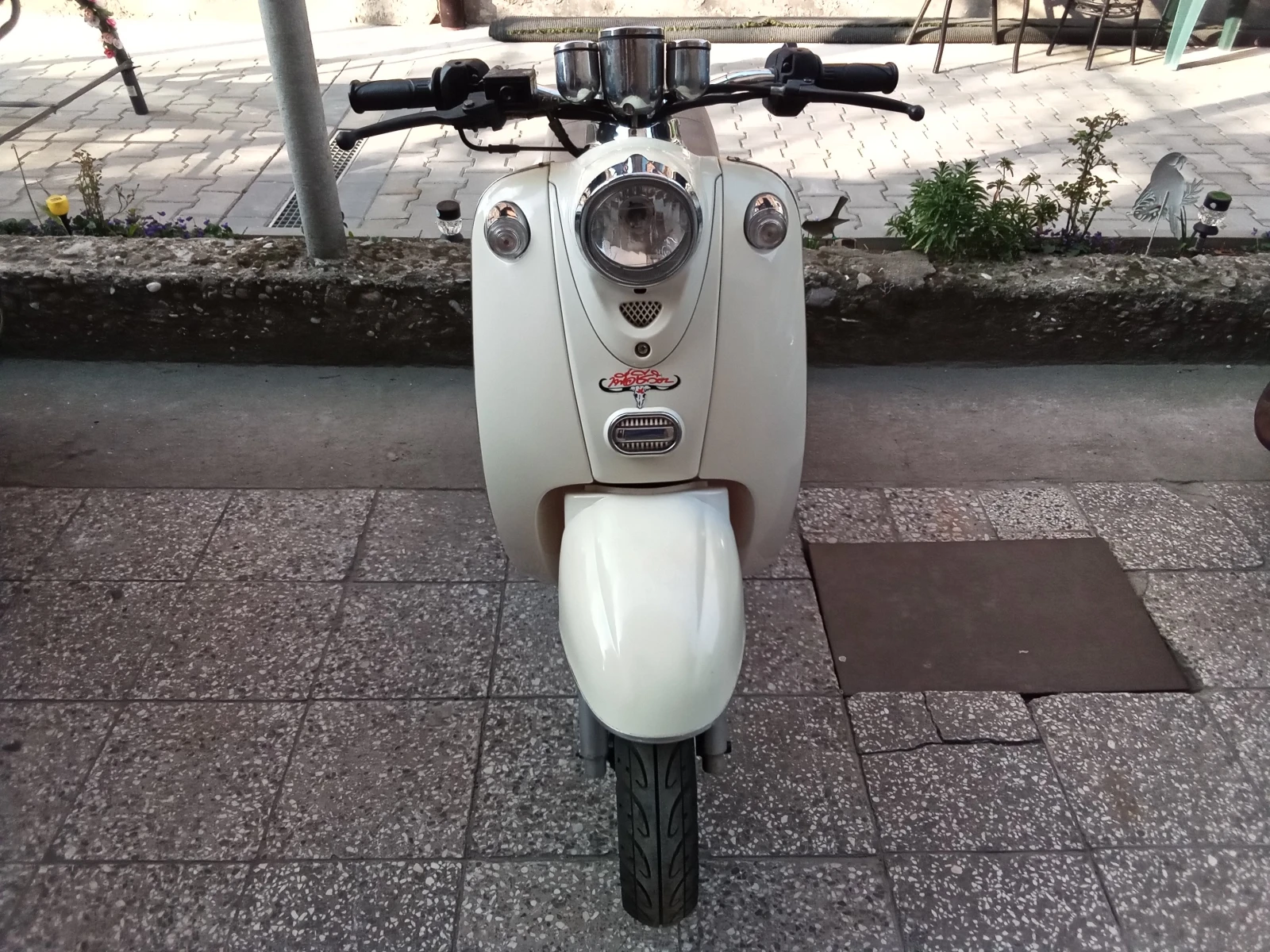 Vespa 50 Yiying 49cc 4тактов, снимка 4 - Мотоциклети и мототехника - 53863799