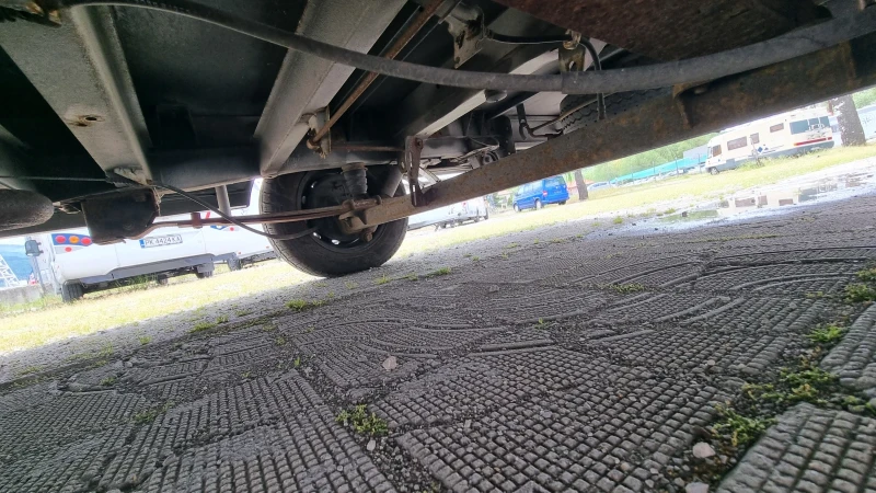 Кемпер Euramobil 550  2, 5TD, снимка 16 - Каравани и кемпери - 50375827