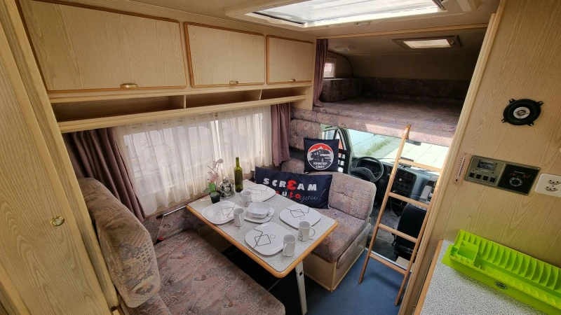 Кемпер Euramobil 550  2, 5TD, снимка 9 - Каравани и кемпери - 50375827