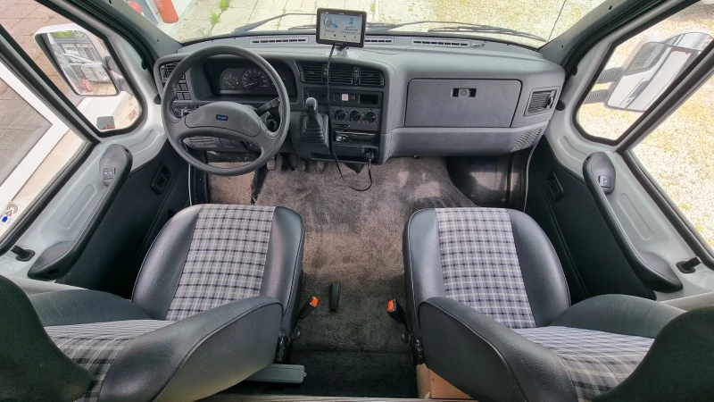 Кемпер Euramobil 550  2, 5TD, снимка 15 - Каравани и кемпери - 50375827