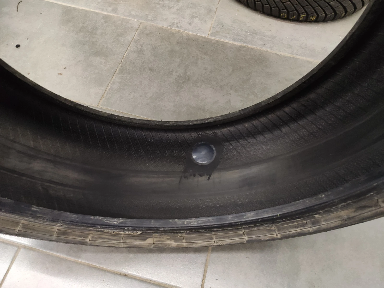  245/35R19 | Mobile.bg   8