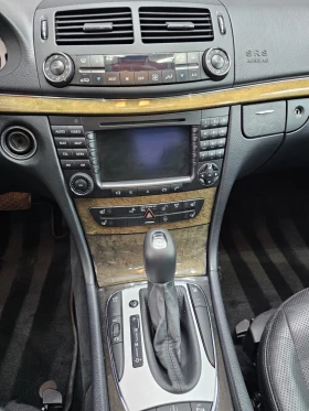 Mercedes-Benz E 320 CDI , снимка 9