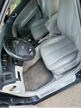 Hyundai Elantra, снимка 6 - Автомобили и джипове - 53601354