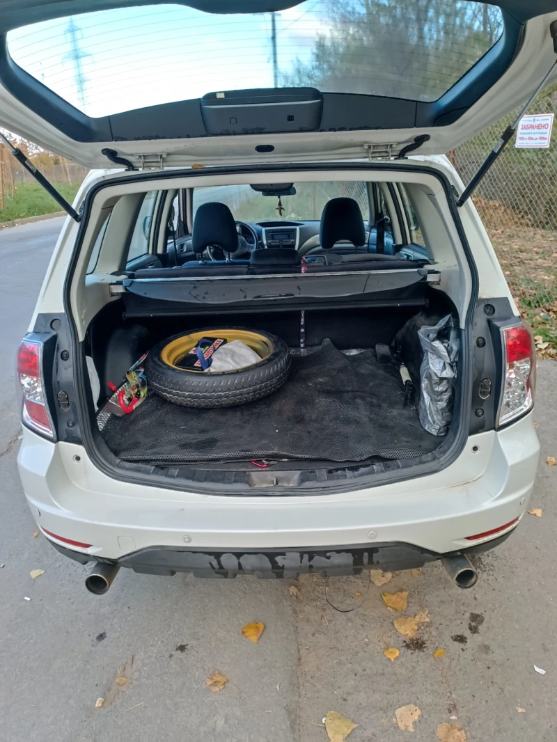 Subaru Forester, снимка 7 - Автомобили и джипове - 48176381