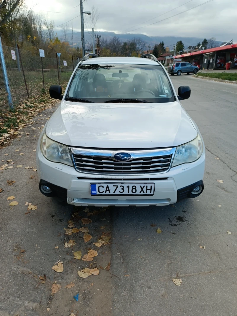 Subaru Forester, снимка 1 - Автомобили и джипове - 48176381