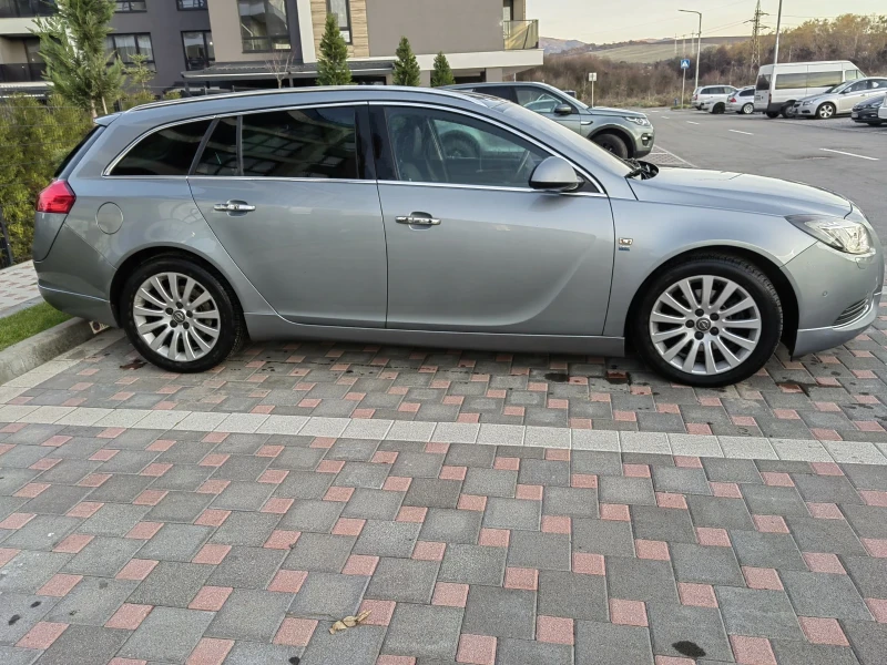 Opel Insignia ГАЗ, снимка 8 - Автомобили и джипове - 48734948