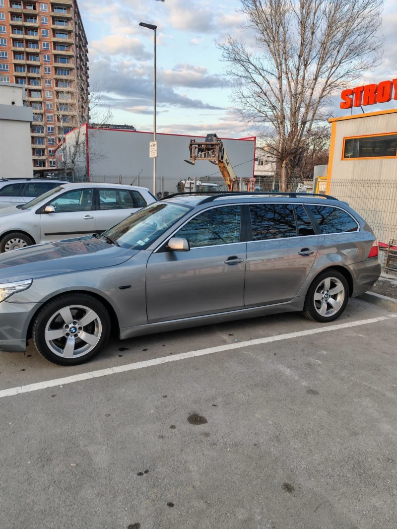 BMW 525 D 3.0 FACE/ПОДГРЕВ/DYNAMIC XENON/PANORAMA, снимка 5 - Автомобили и джипове - 49171702