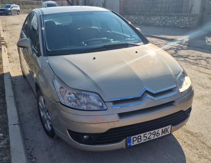 Citroen C4, снимка 3 - Автомобили и джипове - 49247562