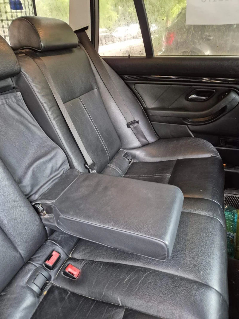 BMW 520, снимка 13 - Автомобили и джипове - 52271227