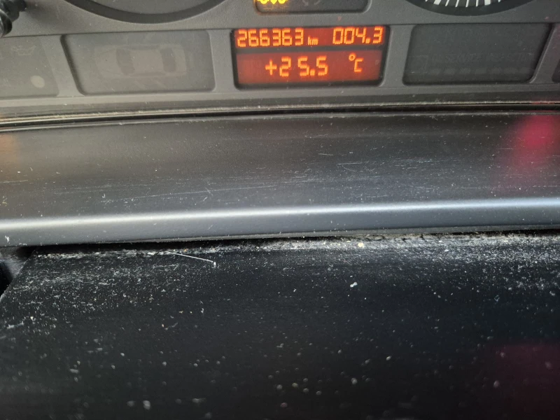 BMW 520, снимка 9 - Автомобили и джипове - 52271227