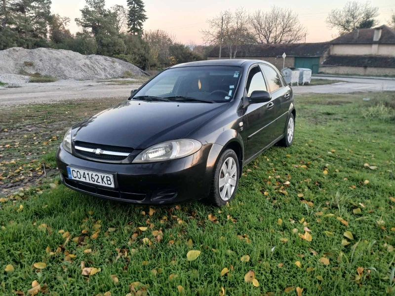 Chevrolet Lacetti 1.6газ  гаражен клима , снимка 4 - Автомобили и джипове - 52901377