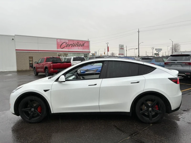 Tesla Model Y * Long Range * CARFAX * БЕЗ ПЪРВОНАЧАЛНА ВНОСКА, снимка 2 - Автомобили и джипове - 52923319
