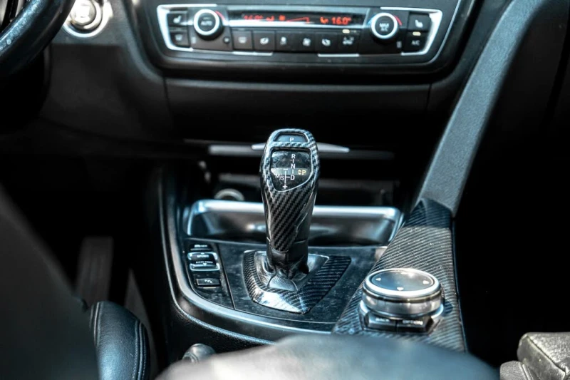 BMW 335 I * M-Package* * HeadUp* AвтоКредит* (ЦЕНА ДО БГ), снимка 10 - Автомобили и джипове - 53169639