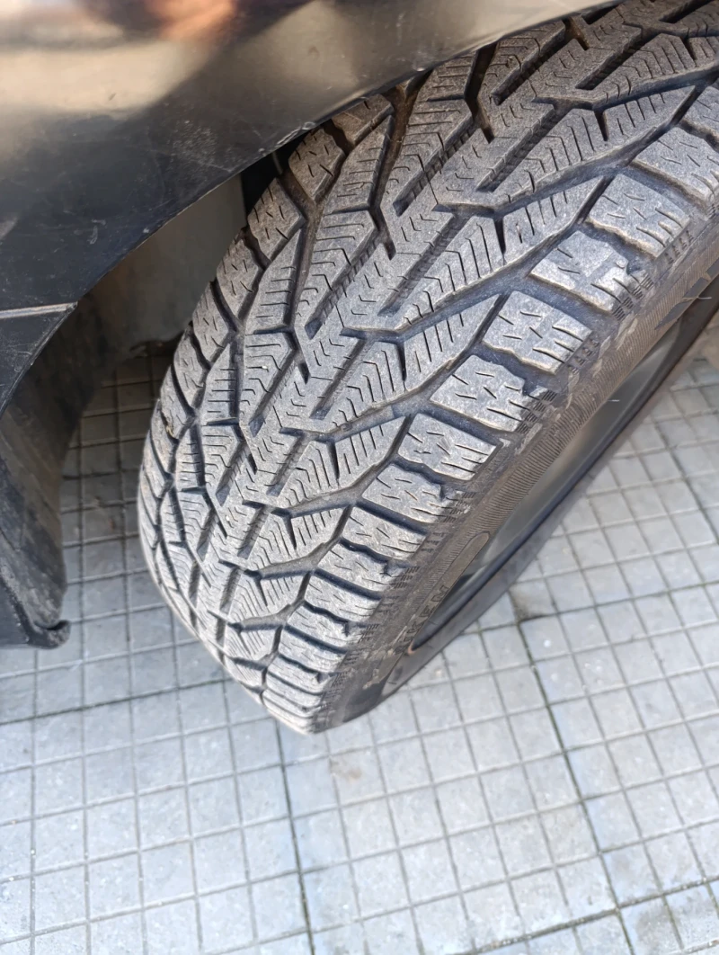 Peugeot 407 2.0HDI, снимка 10 - Автомобили и джипове - 53225729