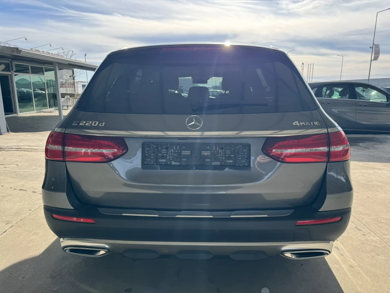 Mercedes-Benz E 220 d* ALL TERRAIN* 194ps* 4M* Head Up* КОЖА* НАВИ* , снимка 4 - Автомобили и джипове - 53534964