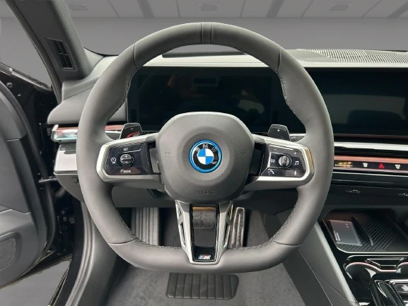BMW 550 e xDrive M-Sport Pro = NEW = Гаранция - изображение 9