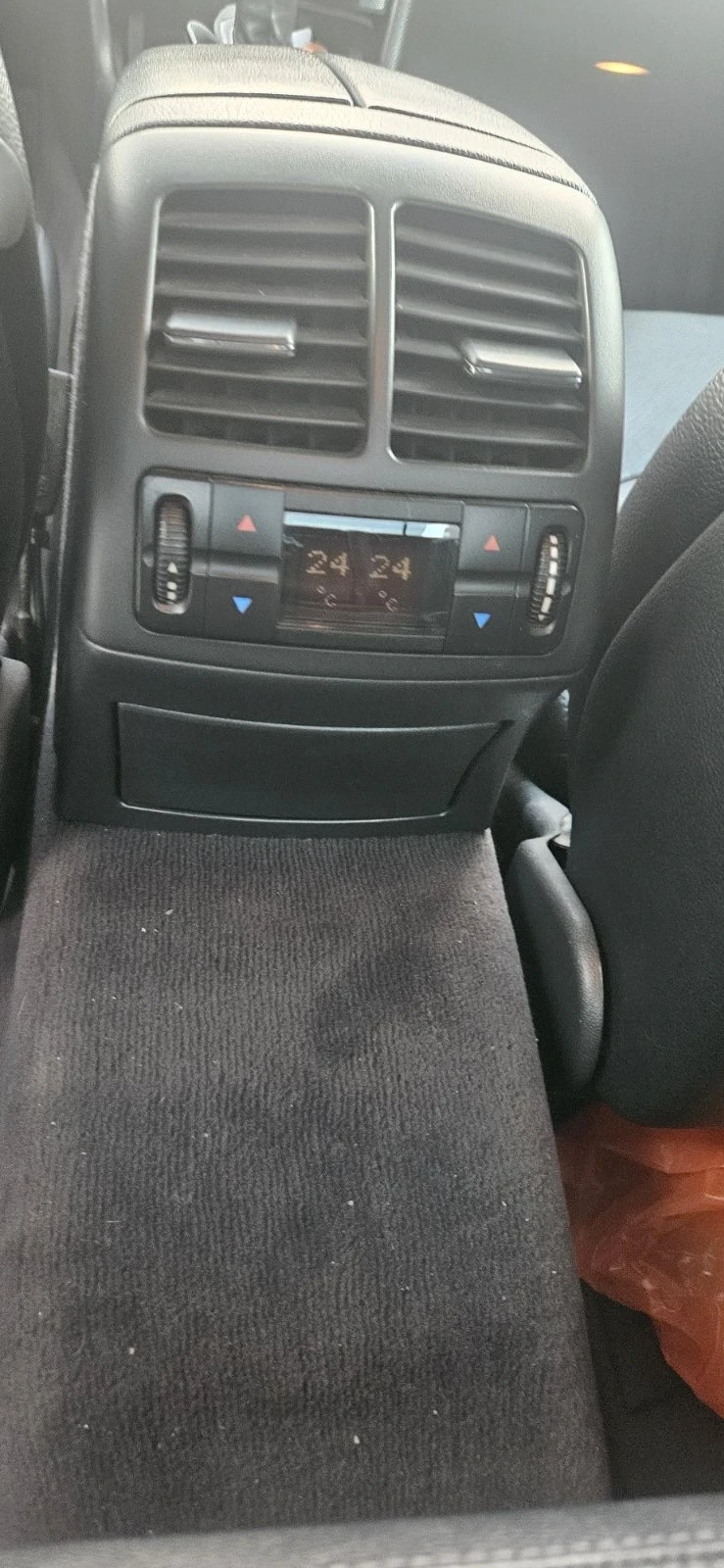 Mercedes-Benz E 270 2.7 CDI, снимка 8 - Автомобили и джипове - 52851926