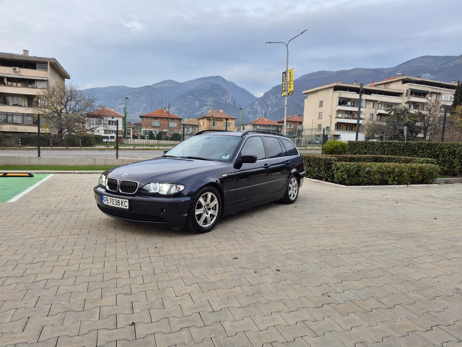 BMW 320, снимка 1