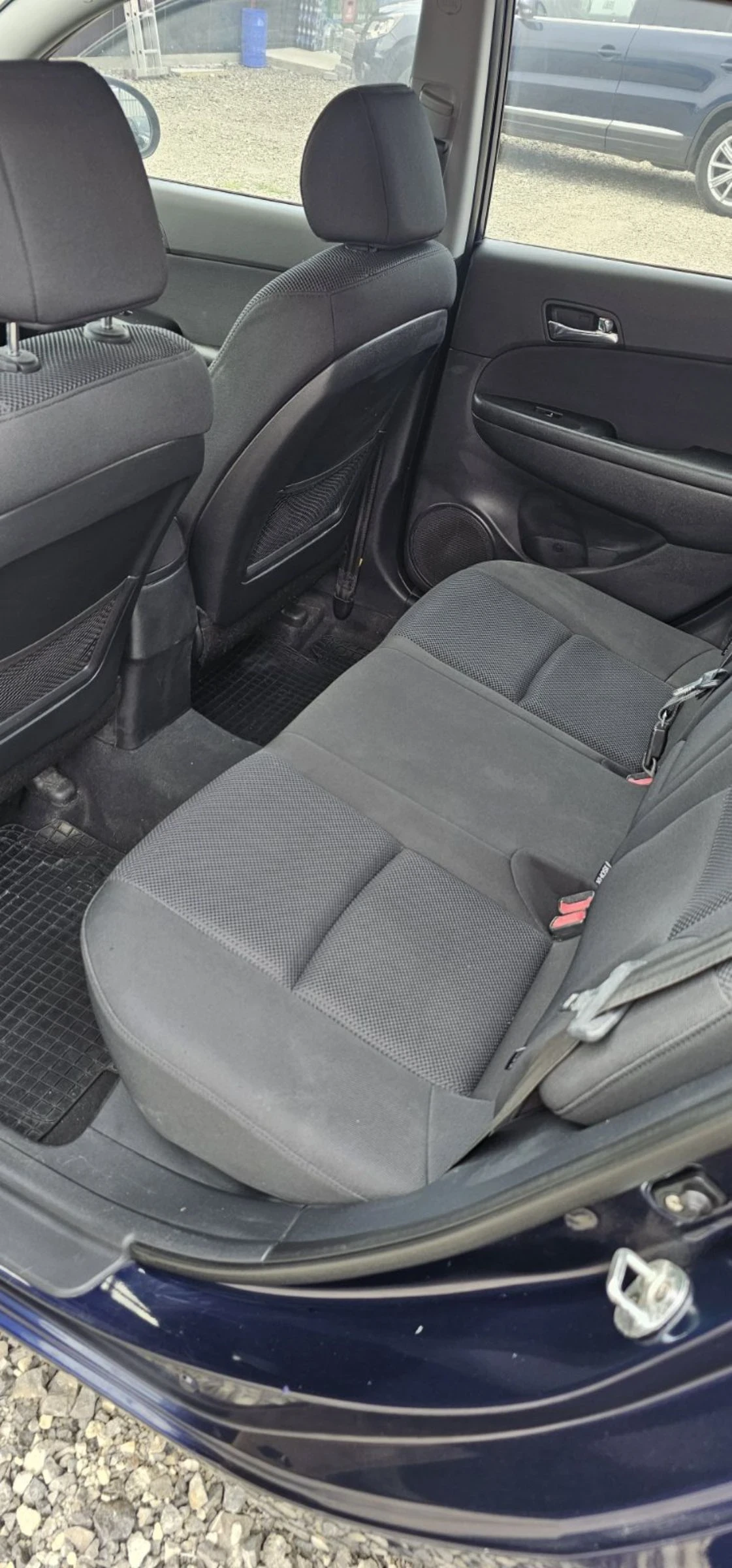 Hyundai I30 CW  1.6CRDI - изображение 9