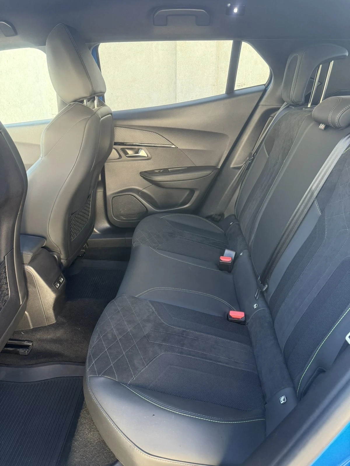 Peugeot 2008 GT | Mobile.bg � ����������� 12