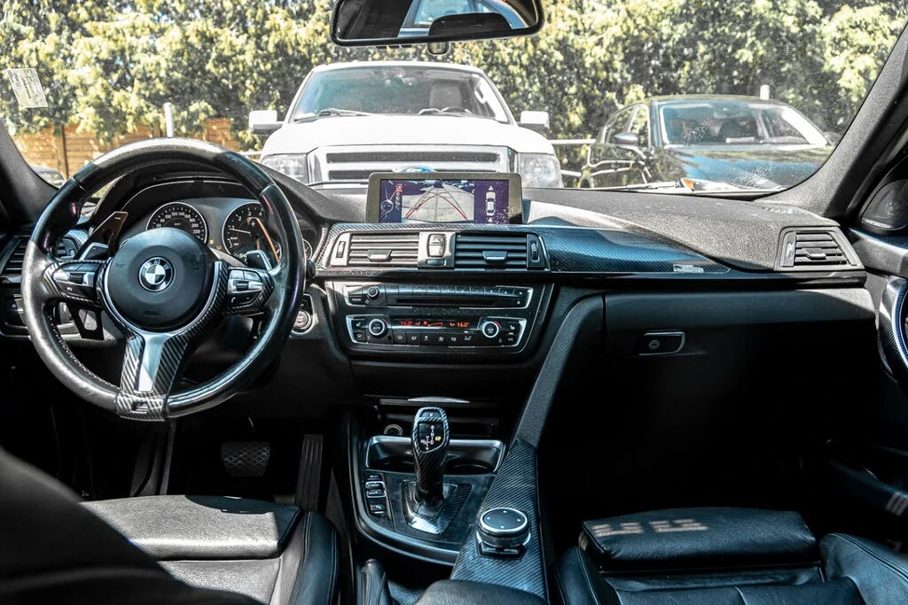 BMW 335 I * M-Package* * HeadUp* AвтоКредит* (ЦЕНА ДО БГ) - изображение 5